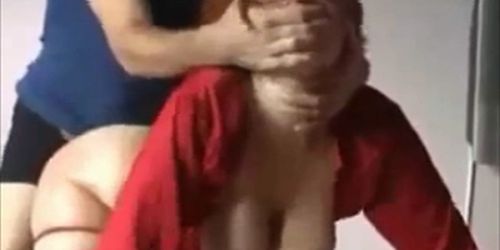 Redhead milf gets quickie on homemade sex tape