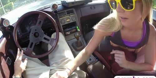 Tight blond tart screwed by pawn dude at the pawnshop