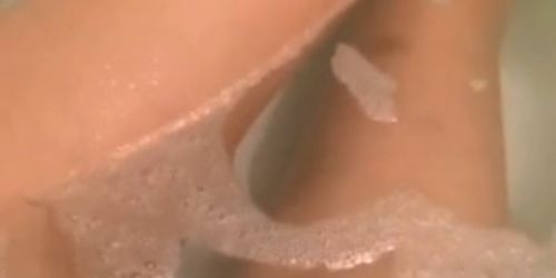 Periscope - Fingering in her Bath - Tnaflix.com
