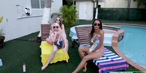 Melody Marks, Lilo Mai, Alice Pink In Teen Bums In Pool