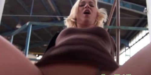 Echt abgeholter Euro-Amateur ist pussyfucked