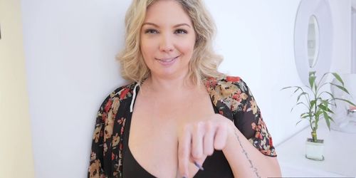 Chubby MILF stepmom wants a multiple orgasms from her boy (Kiki Daire)