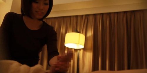 Subtitled Japanese hotel massage handjob leads to sex in HD