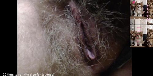 Hairy Poon cam girl