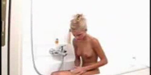 sylvia in the Bath shaving
