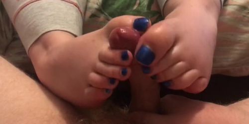 Slow edging footjob with perfect blue toes