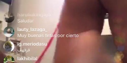 HOT INSTA MODEL GIVES A STRIPTEASE ON INSTAGRAM LIVE!! - Tnaflix.com