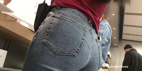 Sexy Teen Ass Apple Employee