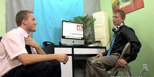 Educar al editor sobre el sexo gay (Alex Andrews , Micah Andrews, Isabella Chrystin)