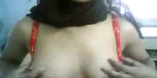 malay- tudung hijab girl giving bj in office - video 1