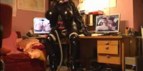 RoxinaInSelfBondage070309 (RubberDoll )