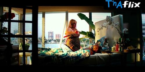 Rebel Wilson Underwear Scene  in Pain AND Gain