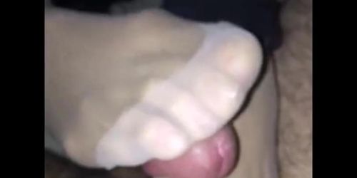 nylon footjob ????????????