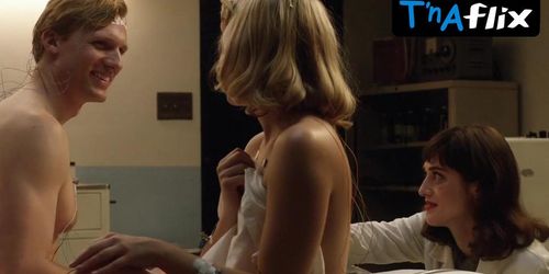 Helene Yorke Breasts,  Butt Scene  in Masters Of Sex