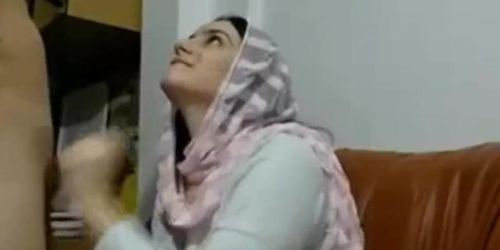 arab muslim girl sucked and fucked strange man