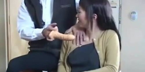 Une femme chinoise timide de 40 ans se fait bien baiser (non censurée)
