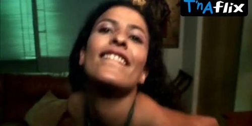 Asesinó porn video – Laila Saab Breasts,  Butt Scene  in Asesino En Serio
