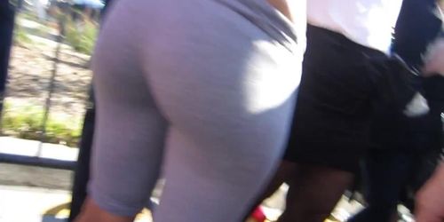 Amazing Candid Leggings Bubble Ass Latina Booty 1080p