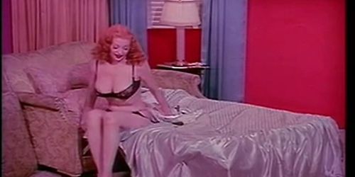 Bettie Page-tempête tempête. Achevée (Tempest Storm)