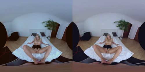 CzechVR - Naughty Girlfriend - Katy Sky (Blondie Anderson)