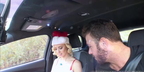 Gorgeous Haley Reed shows dude her pussy for a free ride