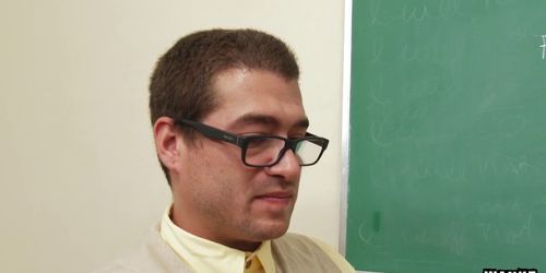 WANKZ- Class Slut Jojo Kiss Seduces Nerdy Xander
