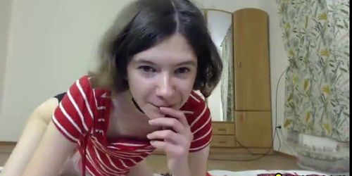 skinny petite teen loves masturbating on webcam live