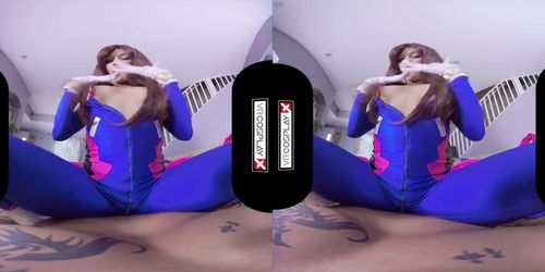 VR Cosplay X Wild Sex With Lusty Megan Rain VR Porn