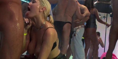 DRUNKSEXORGY - Wet babes dancing at fuck party