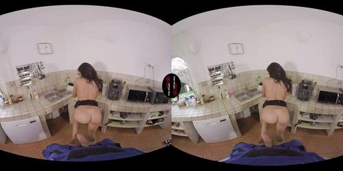 Latina Kitchen Fun VR