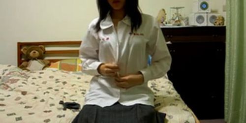  hairy chinese girl on cam - video 1