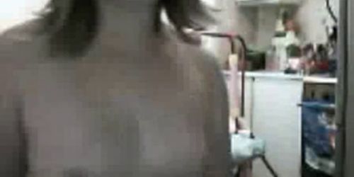 young mom playing on cam
