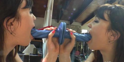 Deep throat fuck by fat dildo for amateur babe