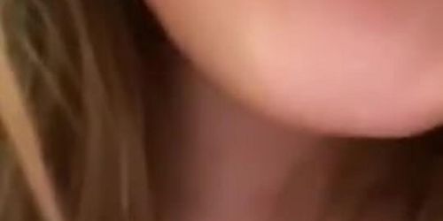 giantess kiss and smother