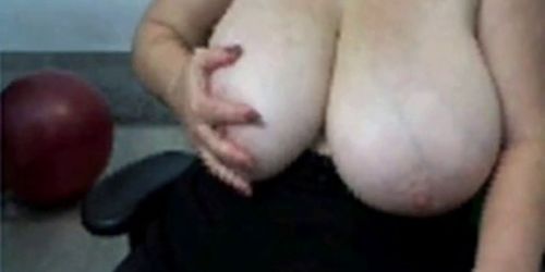 giant tits horny israeli milf on cam - video 1