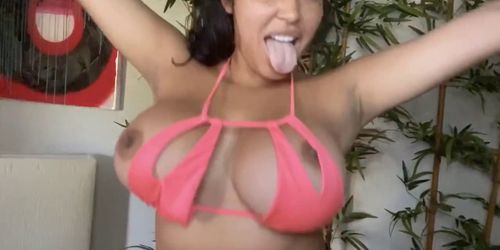 Big boobs girl