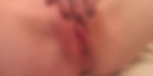 up close pussy pleasuring & squirt )