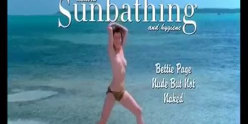 Gretchen Mol in Movie The Notorious Bettie Page