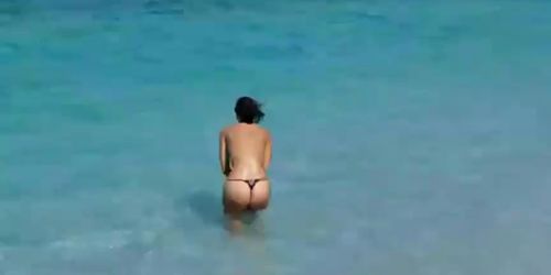 german chick fucks stranger at the beach