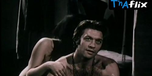 Edwige Fenech Breasts Scene  in L' Uomo Dal Pennello D'Oro