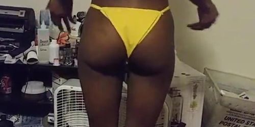 Sexy yellow panties daddy favorite 