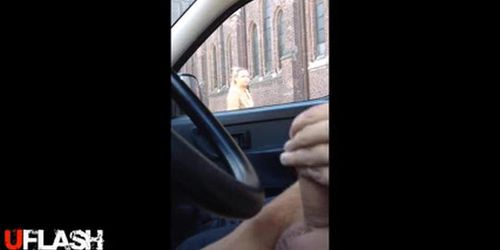 Cock Flashing In Car