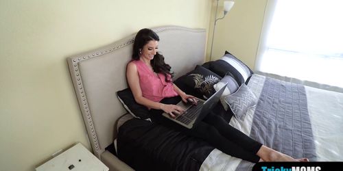Stepson discovers his frustrated MILF stepmoms pussy (Silvia Saige)