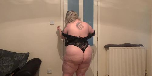 Big belly BBW