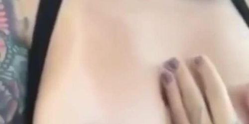 Pusicam Sexy tattooed brunette girl