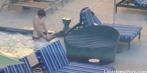 Amateur Couple Is Fucking In A Hot Tub Outside