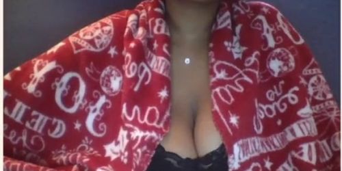 Gorgeous Thick Black Girl Shows off on Omegle