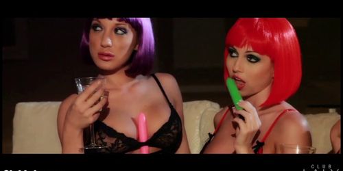 BDSM! French dominant lesbians in a toying orgy!