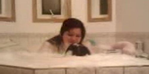 Две девушки в одной ванне, часть 1