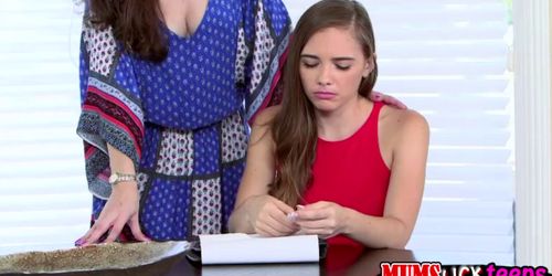 Hot teen Skye gets intensely arroused